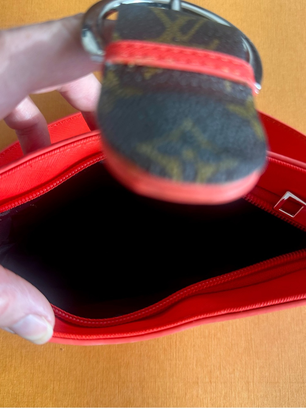 Red Shoulder Mini Bag . Customized - Picture 8 of 10